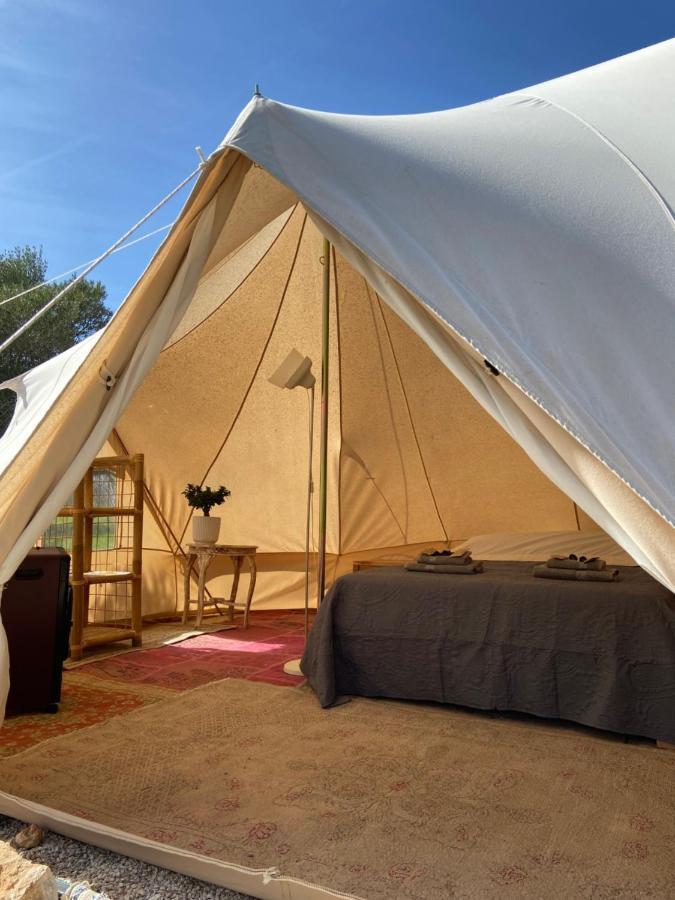 Paraiso Bell Tent ตอร์โตซา ภายนอก รูปภาพ